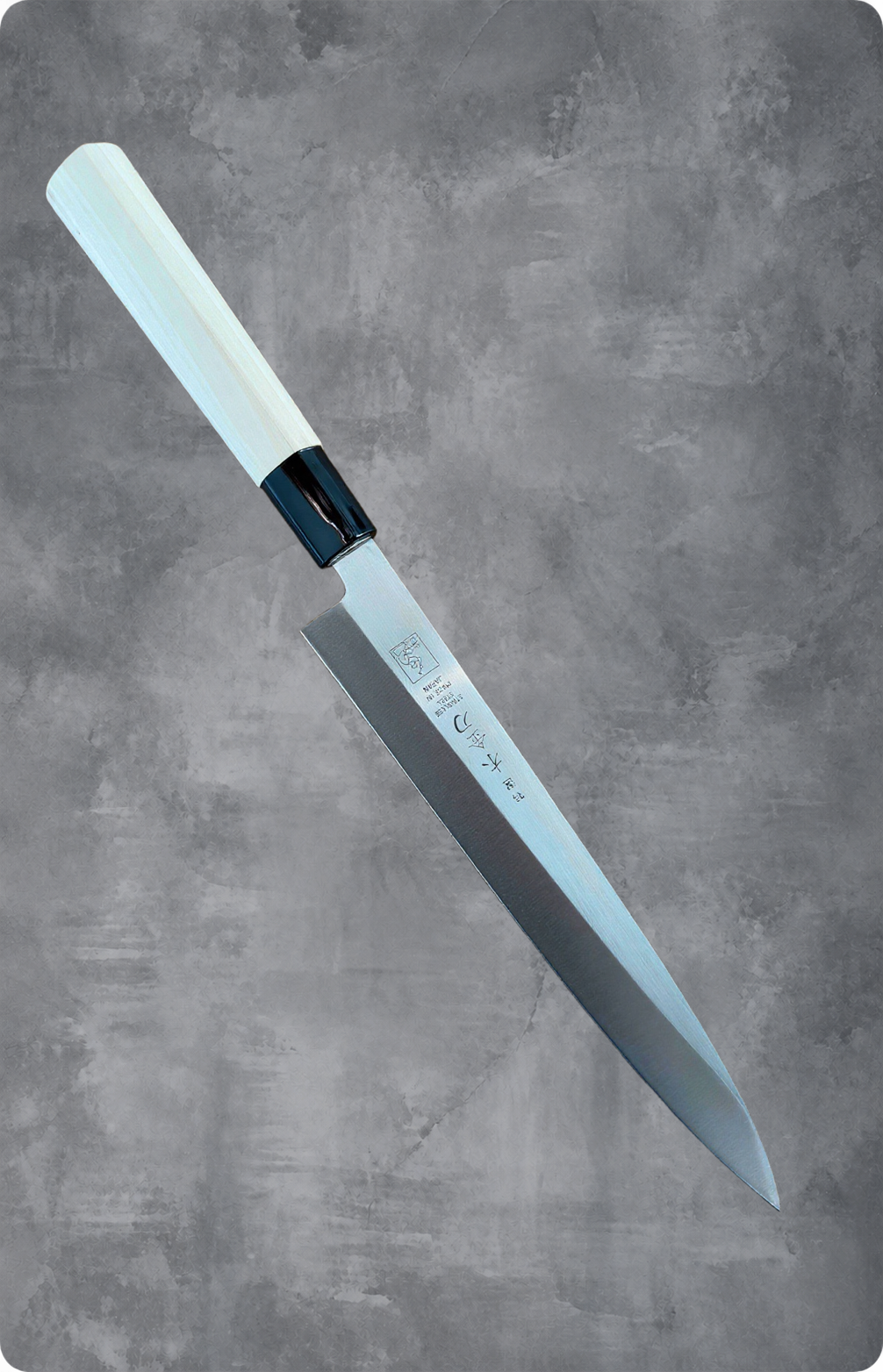 Yanagiba Tokusen 24 cm – lyst træskaft – 2. sortering